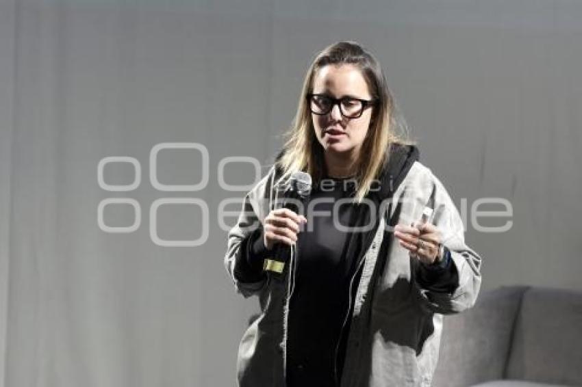 AYUNTAMIENTO . ELIMINACIÓN DE LA VIOLENCIA CONTRA LA MUJER