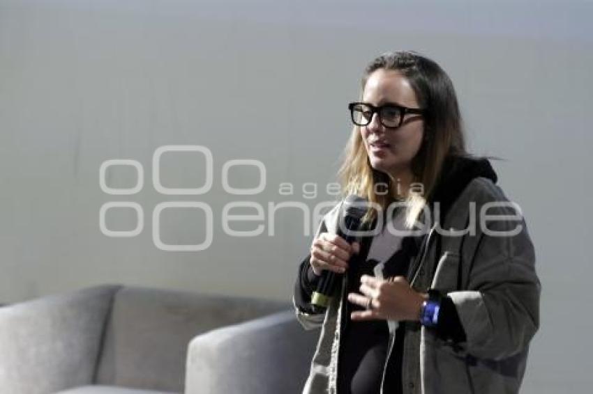 AYUNTAMIENTO . ELIMINACIÓN DE LA VIOLENCIA CONTRA LA MUJER