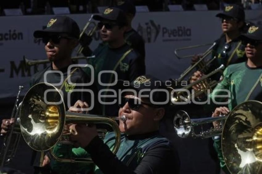 DESFILE ANIVERSARIO DE LA REVOLUCIÓN MEXICANA