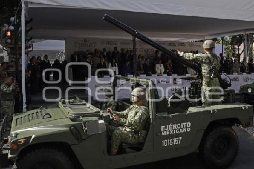 DESFILE ANIVERSARIO DE LA REVOLUCIÓN MEXICANA