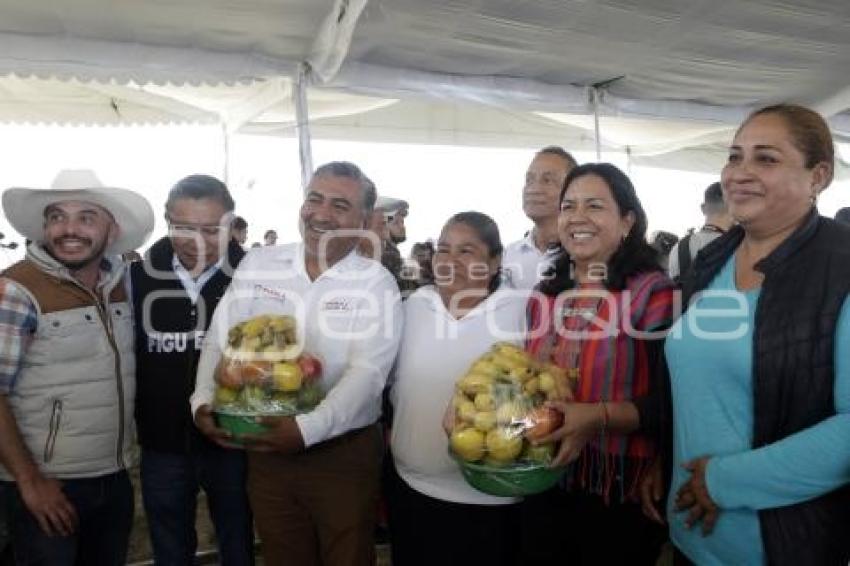 GOBIERNO ESTATAL . CAMPO POBLANO