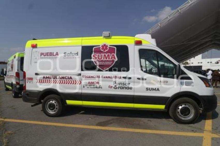 GOBIERNO ESTATAL . ENTREGA DE AMBULANCIAS