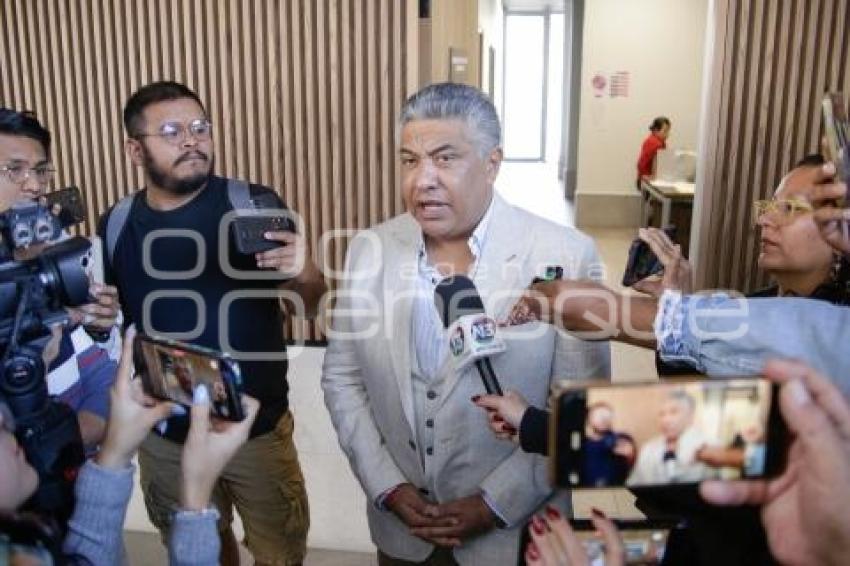 CONGRESO . FRANCISCO ROMERO