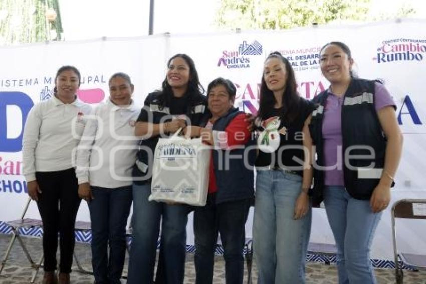 SAN ANDRÉS CHOLULA . CANASTA NAVIDEÑA