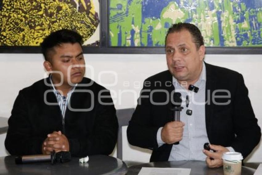 MORENA . ALEJANDRO CARVAJAL