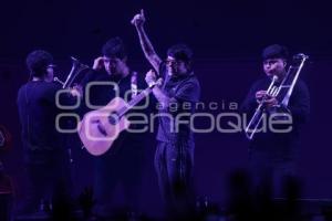 CONCIERTO . JUNIOR H