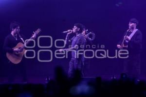 CONCIERTO . JUNIOR H