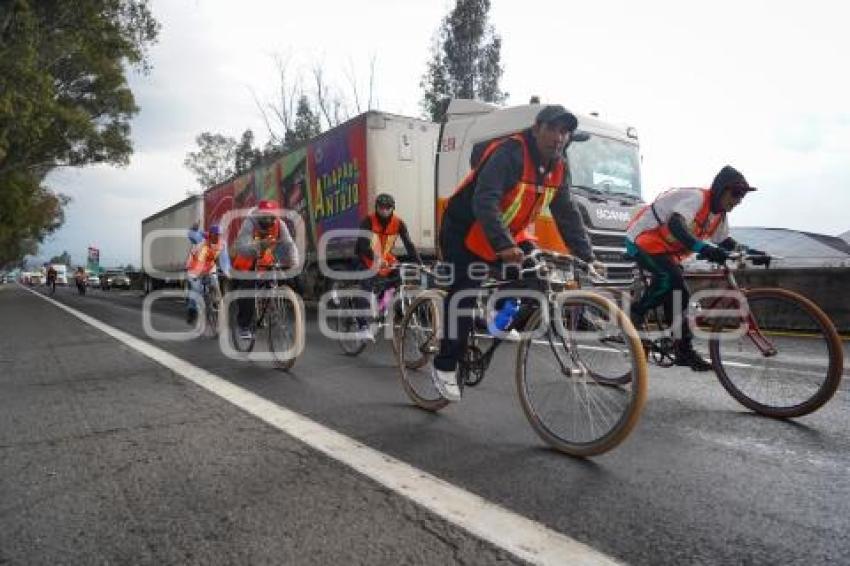 TLAXCALA . PEREGRINOS