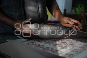 TLAXCALA . ELABORACIÓN DE PIÑATAS