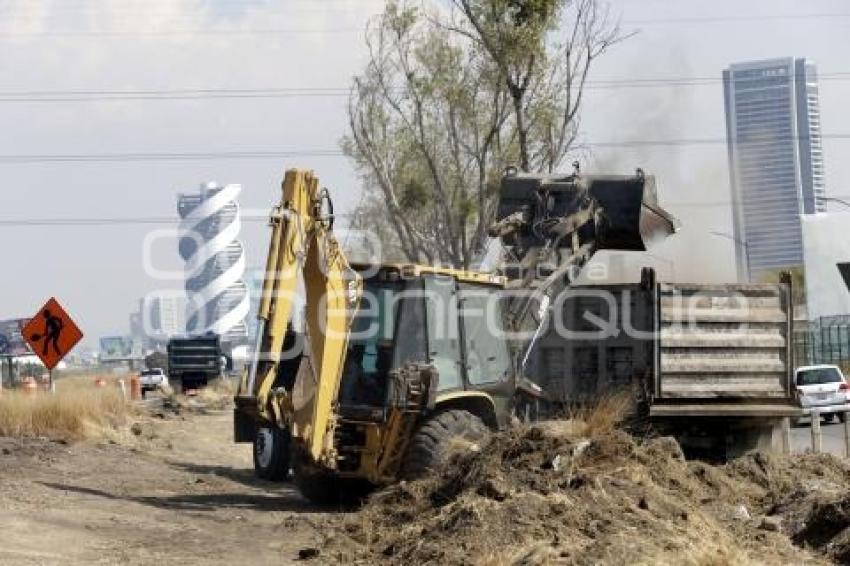 CASETA . VÍA ATLIXCÁYOTL