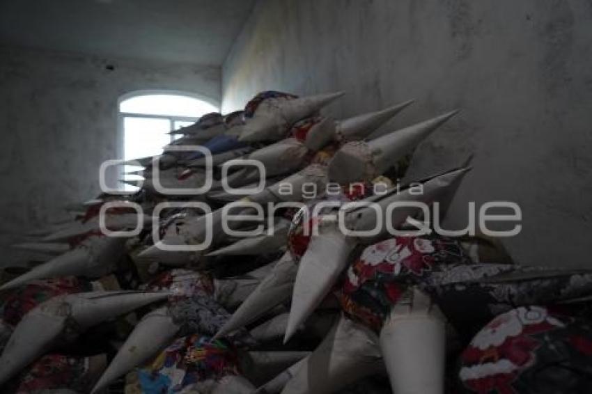 TLAXCALA . ELABORACIÓN DE PIÑATAS