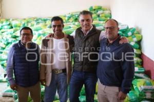 TLAXCALA . ENTREGA DE MEZCLA ASFÁLTICA