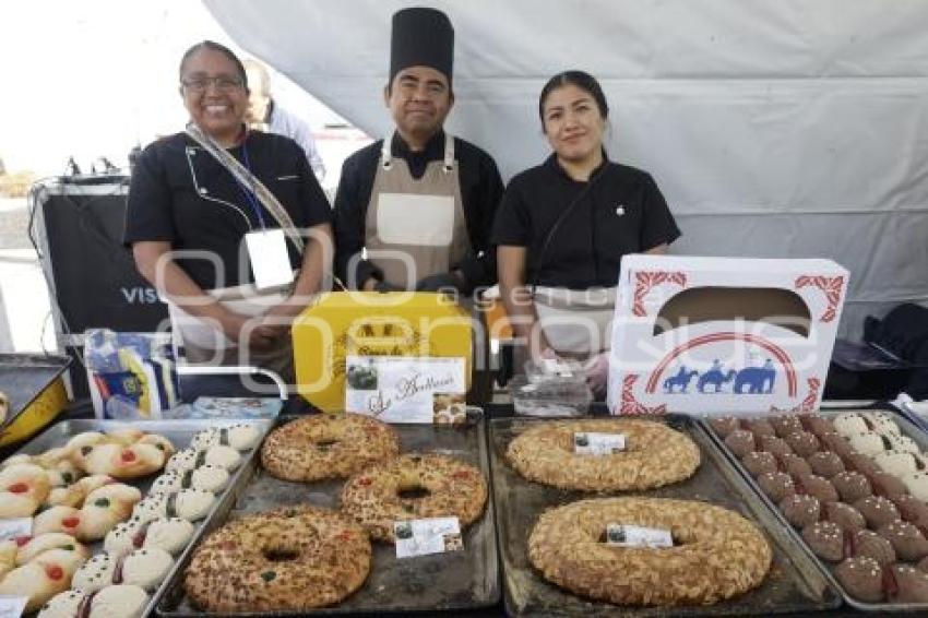 SAN ANDRÉS CHOLULA .  FERIA DE LA ROSCA 