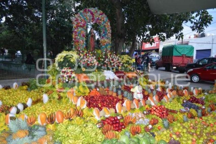 ATLIXCO . OFRENDA GUADALUPANA