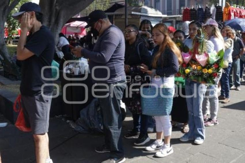 LA VILLITA . FELIGRESES