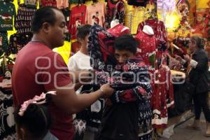 PLAZA LOS GALLOS . FERIA NAVIDEÑA