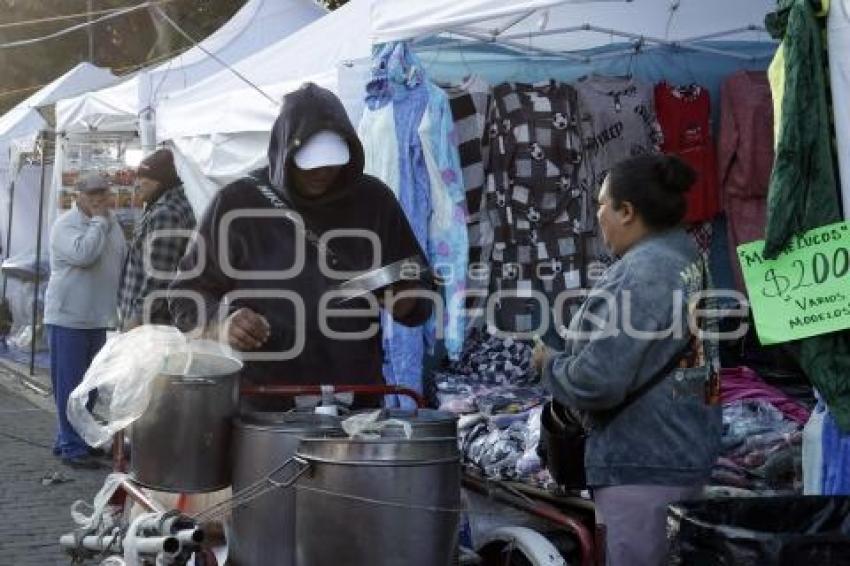 LA VILLITA . VENDEDORES AMBULANTES