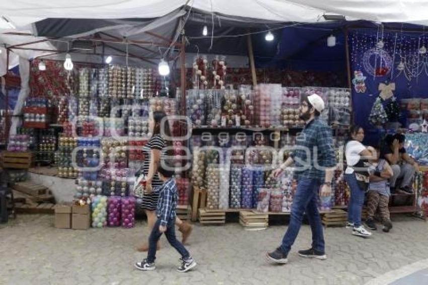 MERCADO NAVIDEÑO