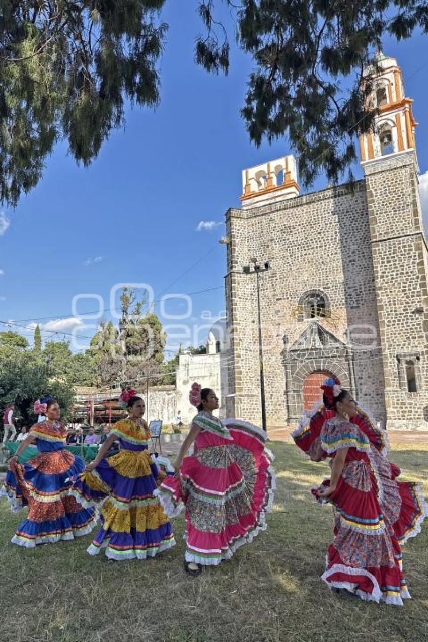 TOCHIMILCO . EX CONVENTO FRANCISCANO
