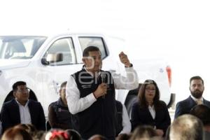 GOBIERNO DEL ESTADO . ENTREGA UNIDADES FGE