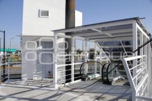 VÍA ATLIXCÁYOTL . PUENTE PEATONAL