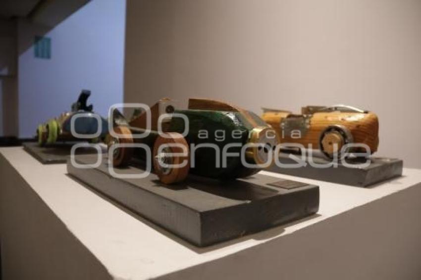 IMACP . EXPOSICIÓN JUGUETES ARTESANALES