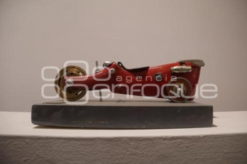 IMACP . EXPOSICIÓN JUGUETES ARTESANALES