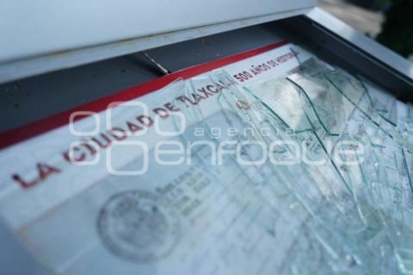 TLAXCALA . PLACAS VANDALIZADAS