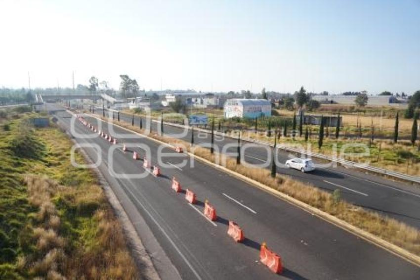 TLAXCALA . CARRETERA VACÍA