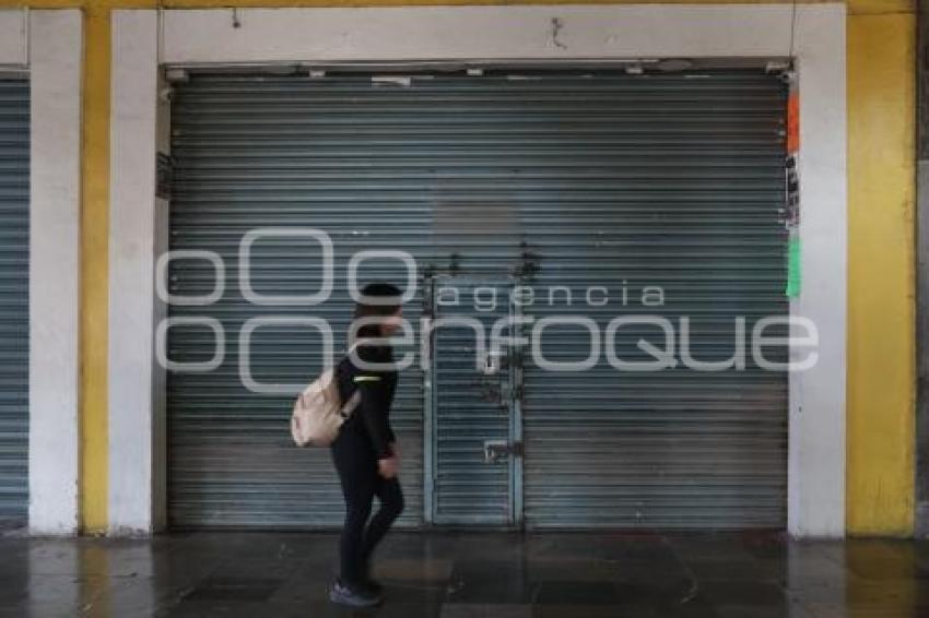 NAVIDAD . LOCALES CERRADOS