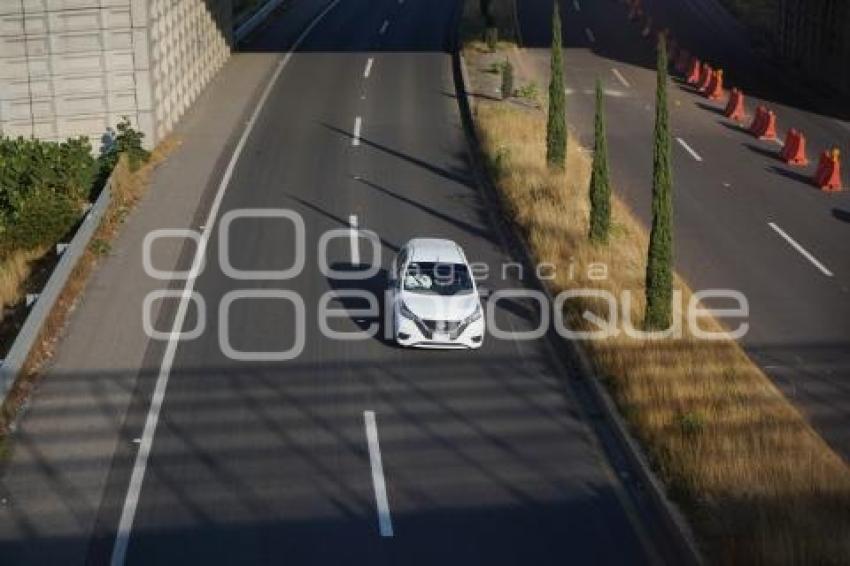 TLAXCALA . CARRETERA VACÍA