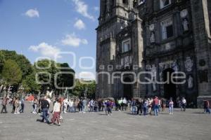 CATEDRAL . PUERTA DEL PERDÓN