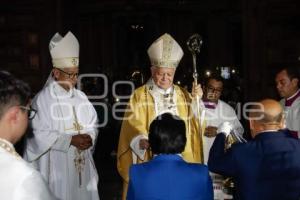 CATEDRAL . PUERTA DEL PERDÓN