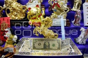 AÑO NUEVO . AMULETOS