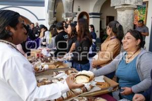 SAN PEDRO CHOLULA . FERIA DE LA ROSCA