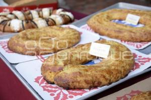 SAN PEDRO CHOLULA . FERIA DE LA ROSCA