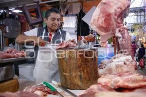 MERCADO . AÑO NUEVO