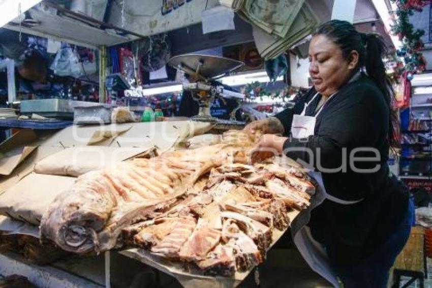 AÑO NUEVO . COMENSALES