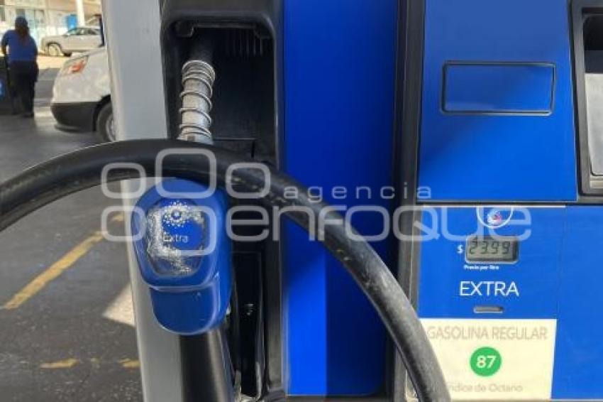 ECONOMÍA . GASOLINA