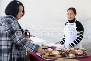 SAN PEDRO CHOLULA . FERIA DE LA ROSCA