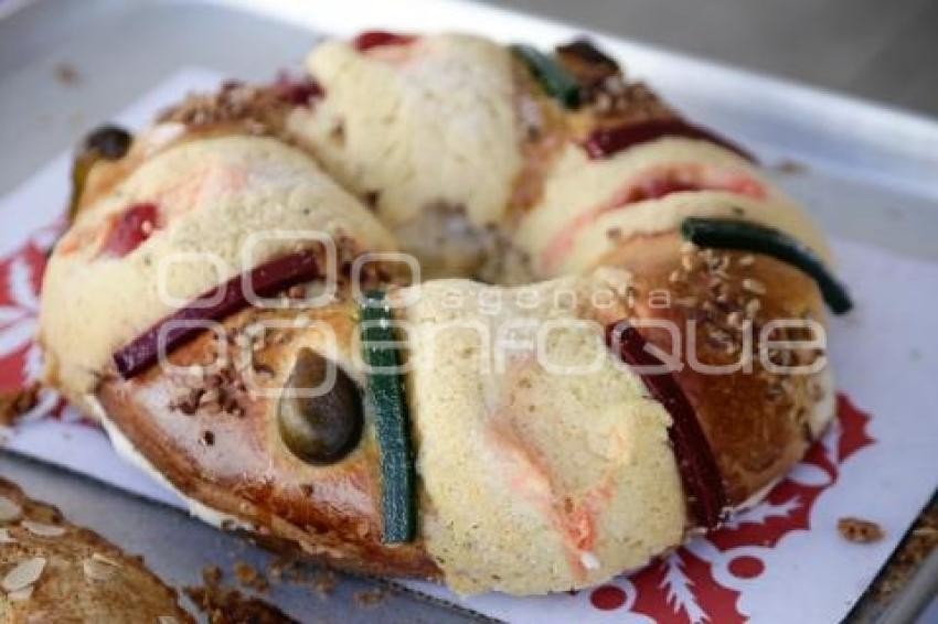 SAN PEDRO CHOLULA . FERIA DE LA ROSCA