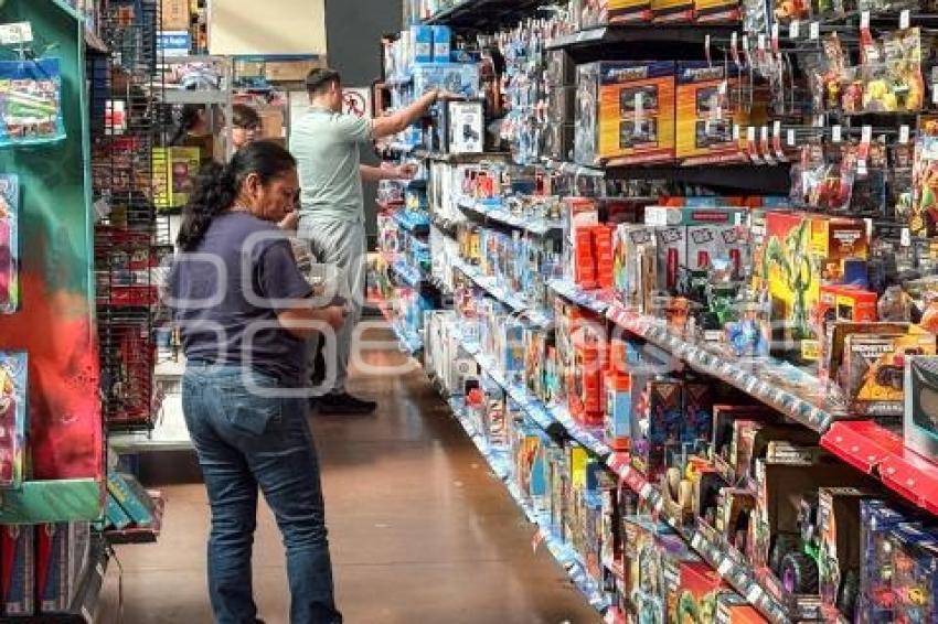 VENTA DE JUGUETES . CENTROS COMERCIALES