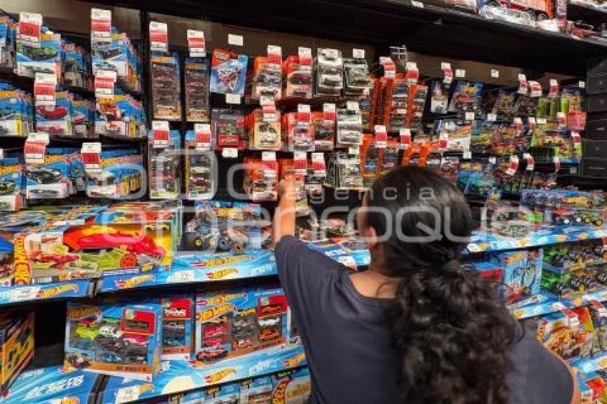 VENTA DE JUGUETES . CENTROS COMERCIALES