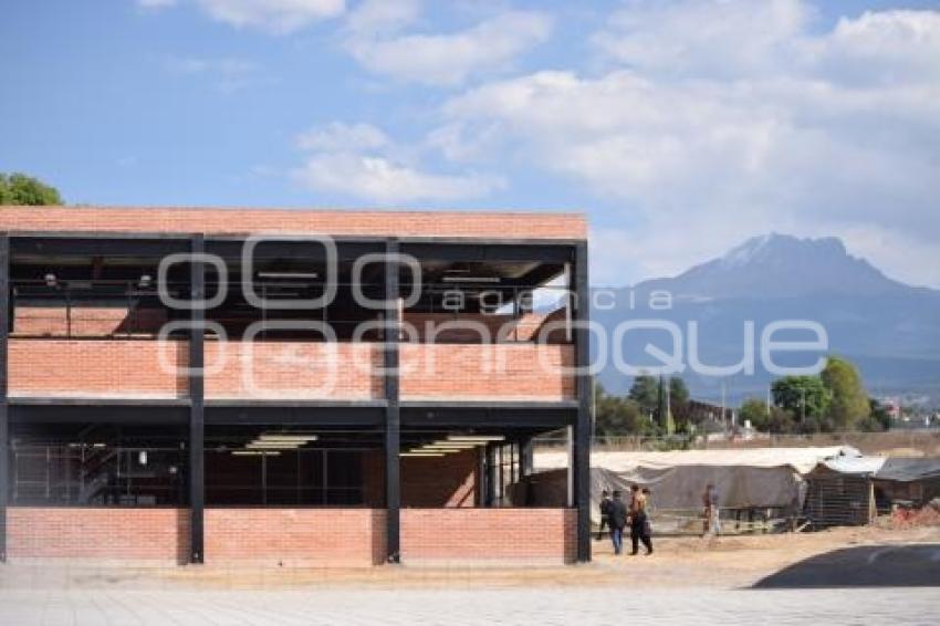 UNIVERSIDAD ROSARIO CASTELLANOS