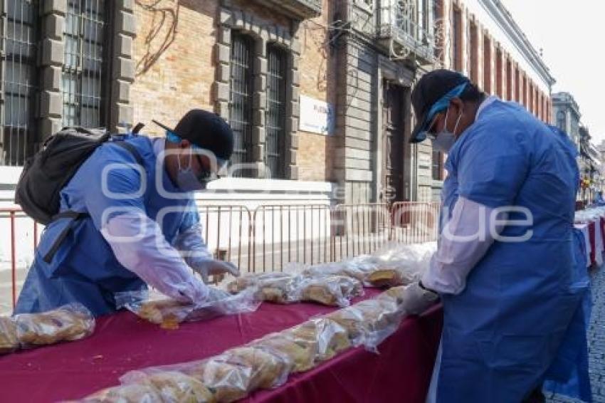 ROSCA DE REYES MONUMENTAL
