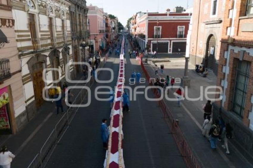 ROSCA DE REYES MONUMENTAL