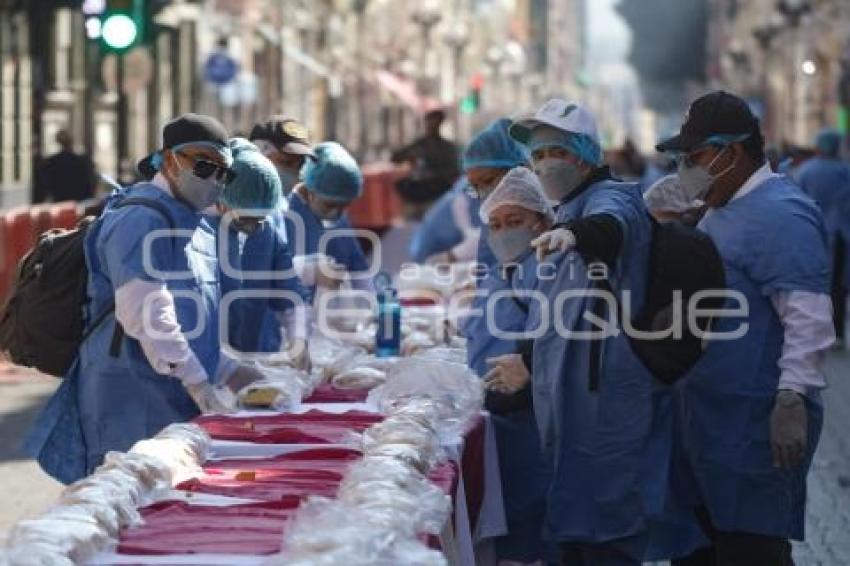 ROSCA DE REYES MONUMENTAL