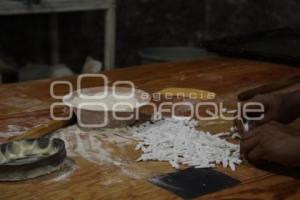 ELABORACIÓN ROSCA DE REYES