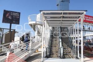 VÍA ATLIXCÁYOTL . PUENTE PEATONAL