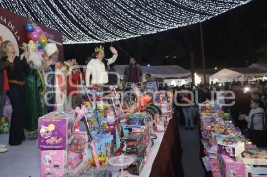SAN PEDRO CHOLULA . ENTREGA DE JUGUETES